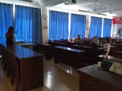 �����Ŷ�ǰ������ĳСѧ�㱨�Ļ����跽��